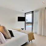 וילה Mar De Lucia By Aura Collection לאחארס